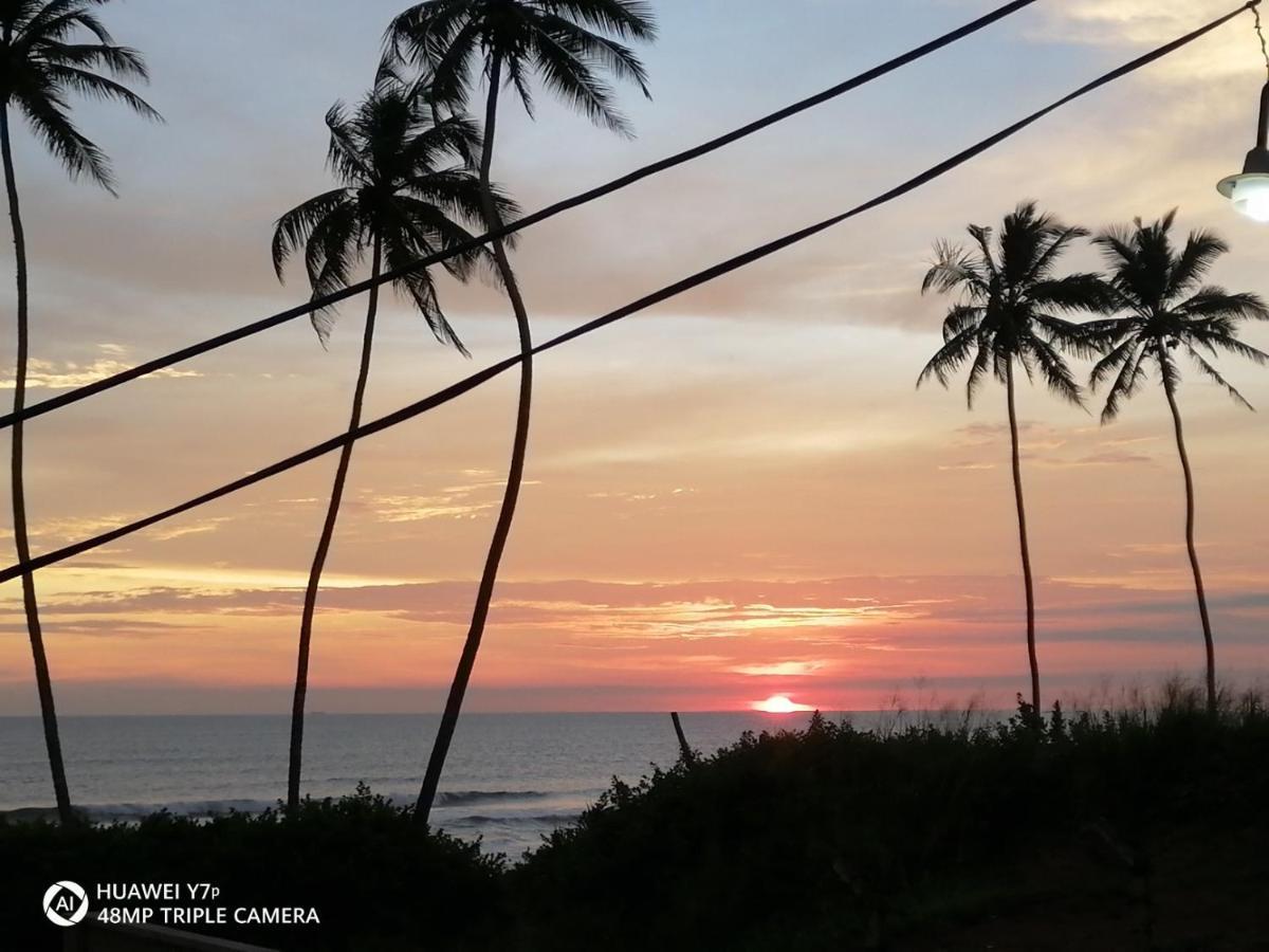 The Ocean Villa At Surf Spot Matara Exterior foto